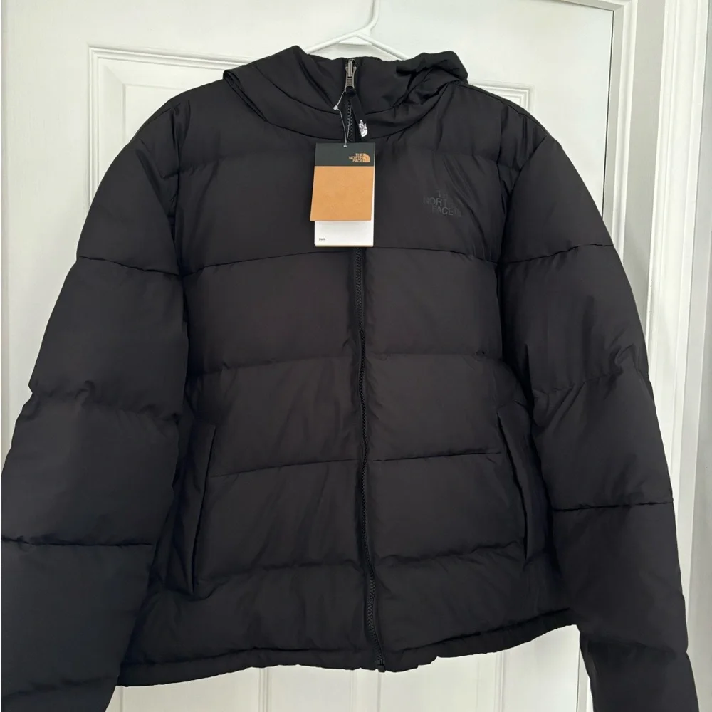 Women’s Frost Fall Hooded North Face Jacket- New with tags. - Picture 1 of 7